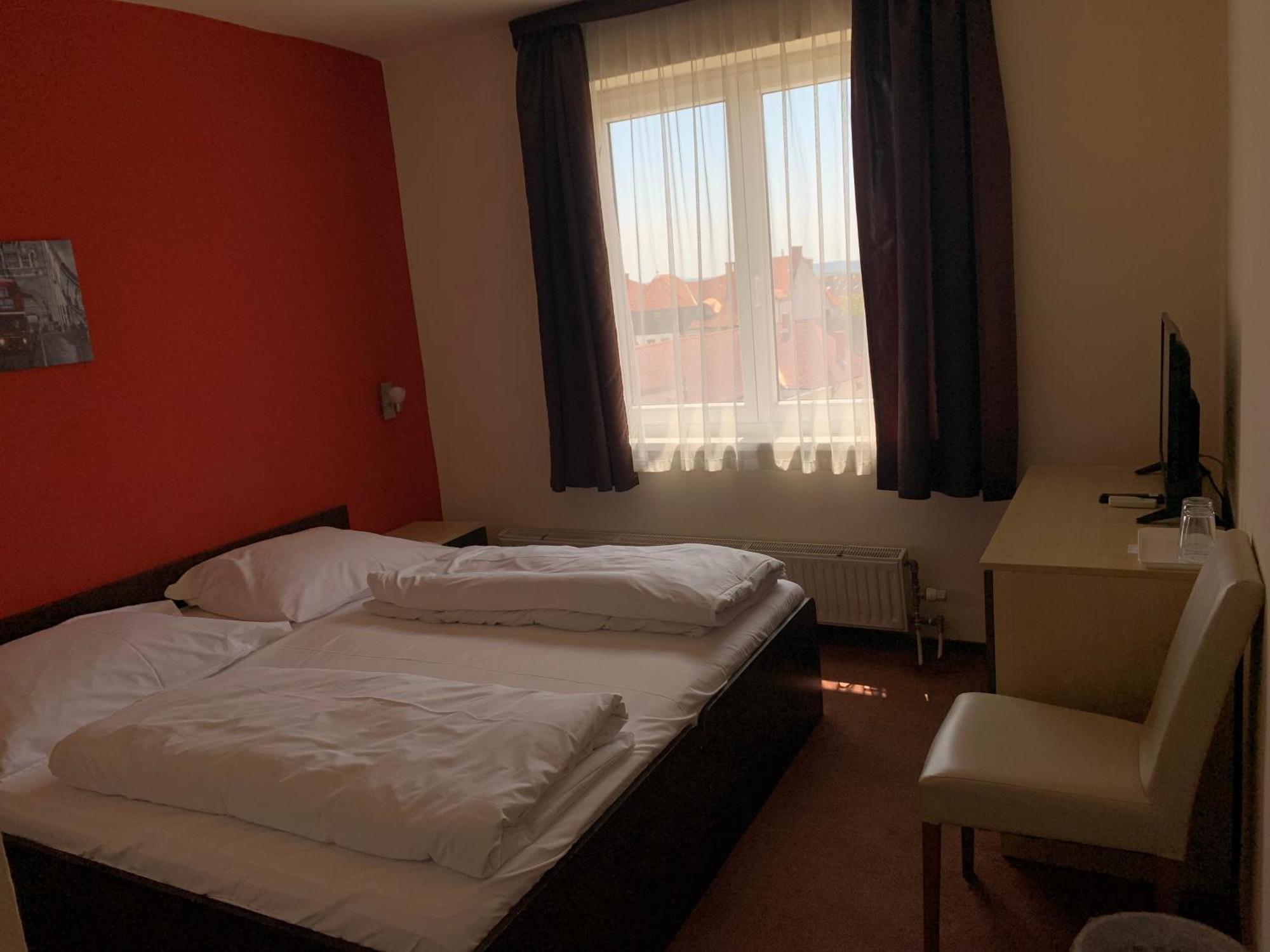 City Hotel Agoston Pécs Exterior foto